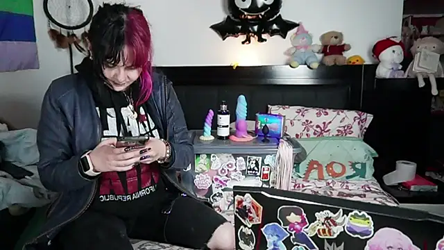 Devil And Princess online show from 02-03-26, 01:26