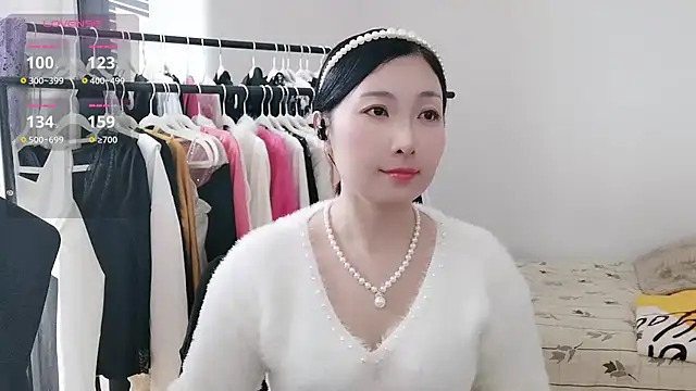 Snapshot of Rachel-6600 chatting on 12-22-25, 03:36 Rachel-6600 online show from 12-22-25, 03:36