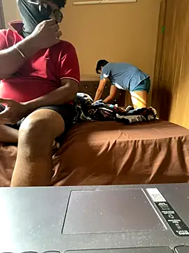 nightlife  12 online show from 12-04-25, 04:33