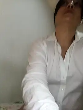 megan milf79 online show from 04-25-26, 01:30