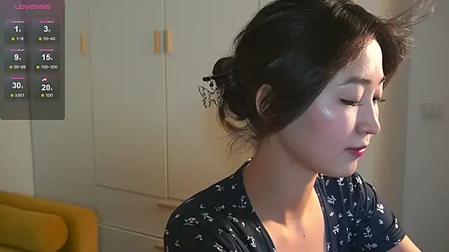 SeulBi online show from 03-14-25, 11:56