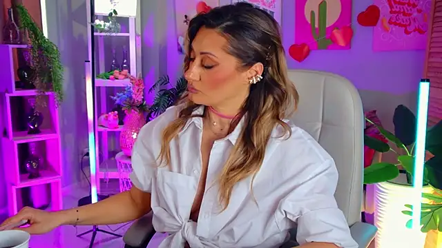 SarahAlluring online show from 03-30-26, 11:55