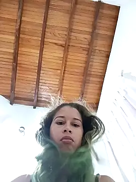 Snapshot of Sexi_girl29 chatting on 09-12-25, 09:20 Sexi girl29 online show from 09-12-25, 09:20