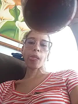 Snapshot of Sexi_girl29 chatting on 07-14-26, 03:51 Sexi girl29 online show from 07-14-26, 03:51
