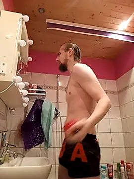 Snapshot of ThePython666 chatting on 09-23-25, 10:07 ThePython666 online show from 09-23-25, 10:07