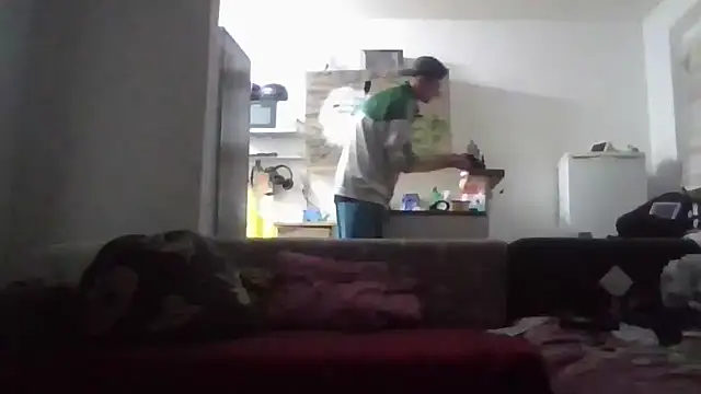 Snapshot of ThePython666 chatting on 11-09-25, 03:43 ThePython666 online show from 11-09-25, 03:43