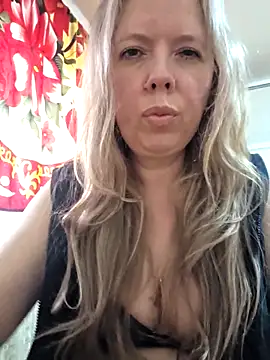 Irina3718 online show from 04-10-26, 03:06