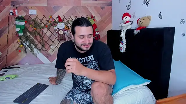 EmilyandChristianTattoos online show from 12-02-25, 11:11