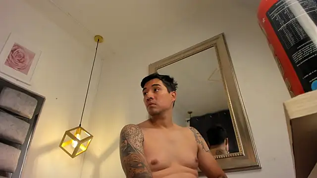 valery and Dani  online show from 11-18-25, 08:02