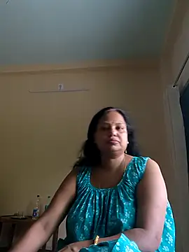 Snapshot of Arohi35 chatting on 05-04-26, 01:23 Arohi35 online show from 05-04-26, 01:23