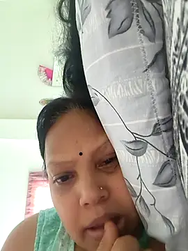Snapshot of Arohi35 chatting on 05-12-26, 09:39 Arohi35 online show from 05-12-26, 09:39