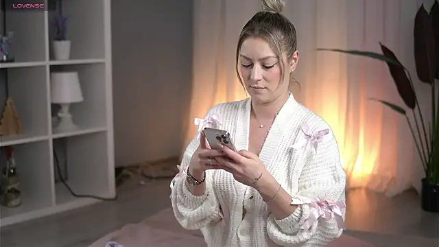 AnnastasiaMills online show from 03-23-26, 08:13