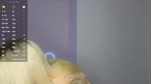 Snapshot of alicewonderyou chatting on 03-13-25, 07:20 alicewonderyou online show from 03-13-25, 07:20