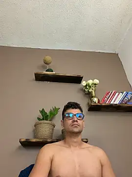 Snapshot of Guadalupe_Lopez chatting on 06-30-26, 11:00 Guadalupe Lopez online show from 06-30-26, 11:00