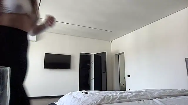 AngelinaMeov online show from 04-07-26, 11:21