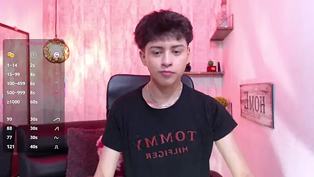 Snapshot of Sam_Daves chatting on 03-22-25, 01:19 Sam Daves online show from 03-22-25, 01:19