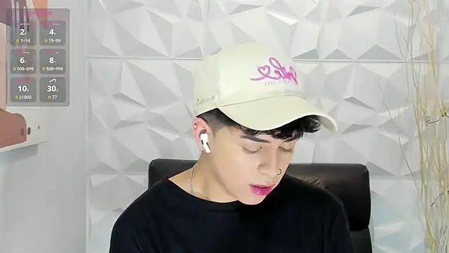 Snapshot of Sam_Daves chatting on 02-13-26, 12:56 Sam Daves online show from 02-13-26, 12:56