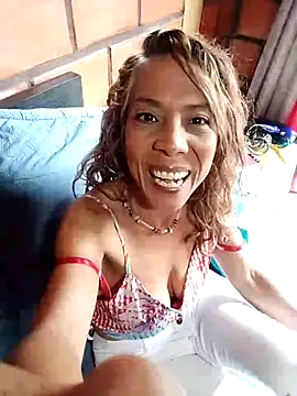 Snapshot of Lady_Lolla11 chatting on 10-05-25, 03:10 Lady Lolla11 online show from 10-05-25, 03:10