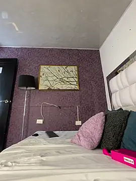 LunaCandy  online show from 12-04-25, 01:20