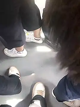 nicky andcamil online show from 04-21-26, 07:50