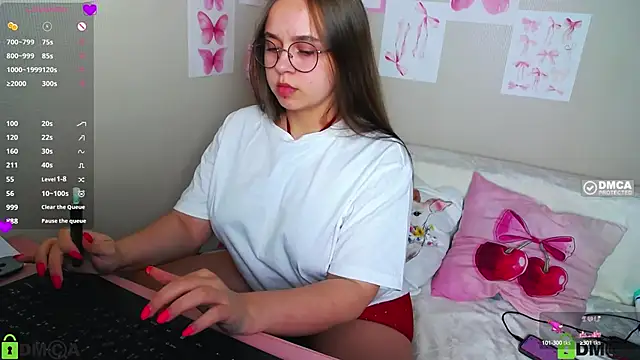 Lilysweet13 online show from 09-19-25, 02:07