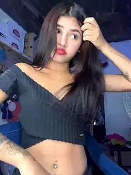 Snapshot of kityy_playful chatting on 10-16-25, 05:41 kityy playful online show from 10-16-25, 05:41