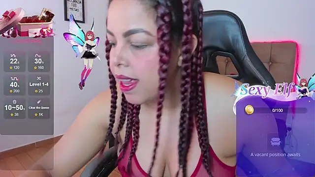 Mehlany Moretz online show from 12-17-25, 03:01