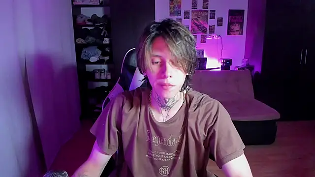 xIce Boy online show from 04-20-26, 02:58