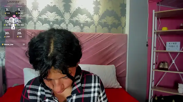 Karin Ks online show from 02-11-26, 03:44