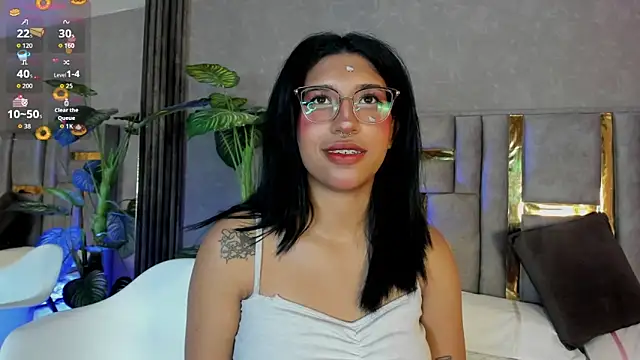 Snapshot of Karin_Ks chatting on 06-06-26, 02:38 Karin Ks online show from 06-06-26, 02:38
