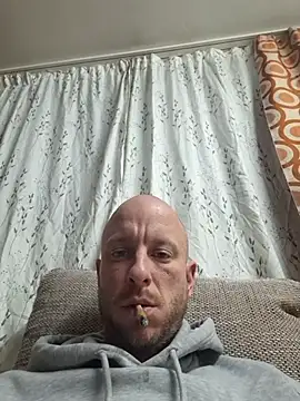 svenpfeifer online show from 11-18-25, 04:00