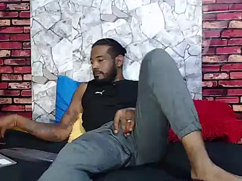 BladeFoxxx1 online show from 02-10-26, 02:48