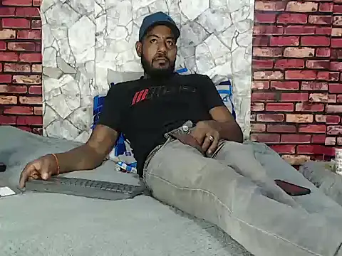 BladeFoxxx1 online show from 03-30-26, 02:56