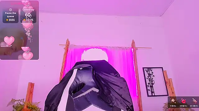 Brithanycullen online show from 03-18-25, 06:14