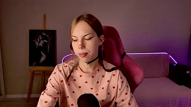 Snapshot of Pussy_Without_pussy chatting on 10-23-25, 07:23 Pussy Without pussy online show from 10-23-25, 07:23