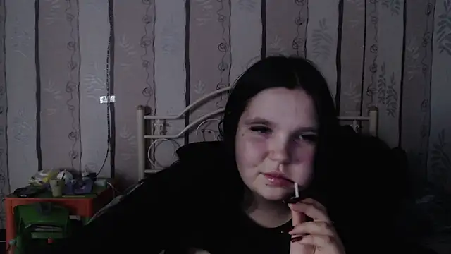 Snapshot of Victoriakot chatting on 03-18-25, 11:41 Victoriakot online show from 03-18-25, 11:41