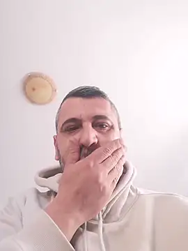 yourflowerpink online show from 12-19-25, 07:37