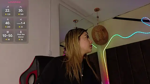 natasha  black online show from 11-21-25, 07:34