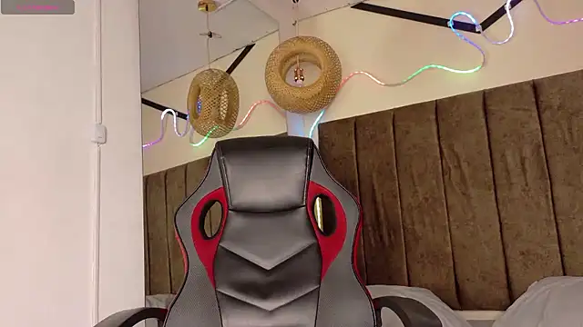 natasha  black online show from 01-07-26, 12:40