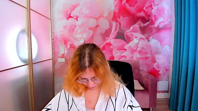 AngelinaLow online show from 02-17-26, 12:23