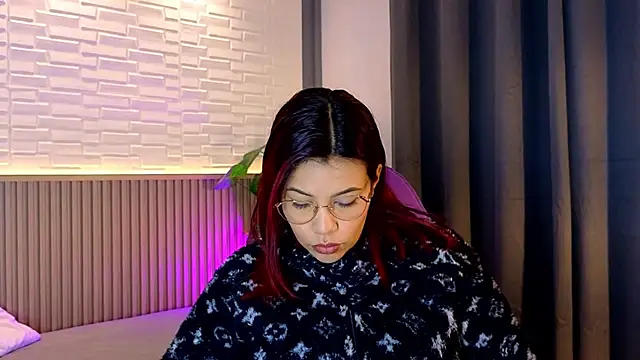 TiffanyWalk online show from 10-24-25, 11:28