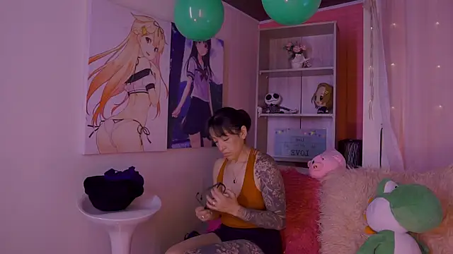 Madison Mayer online show from 03-21-25, 12:17