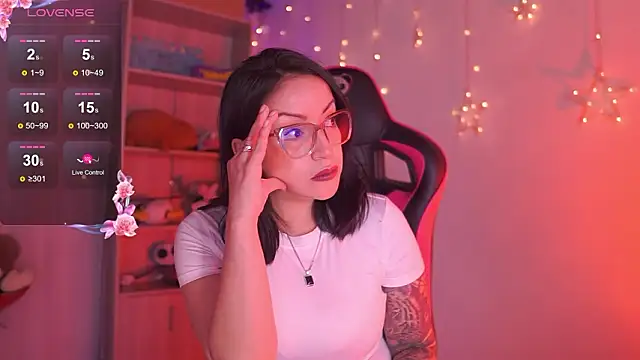 Madison Mayer online show from 02-09-26, 01:04