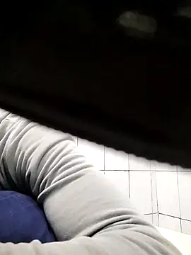 Snapshot of 123skopo chatting on 10-12-25, 11:37 123skopo online show from 10-12-25, 11:37