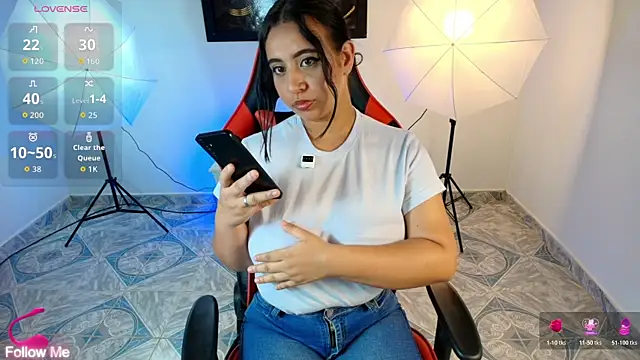 adrianax28 online show from 04-23-26, 08:22