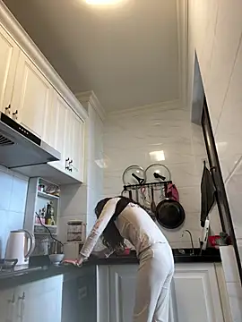 aa520uv online show from 03-28-26, 01:27