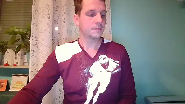 Snapshot of wassermann8484 chatting on 10-26-25, 03:56 wassermann8484 online show from 10-26-25, 03:56