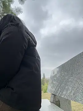 linger-23 online show from 03-19-26, 05:11