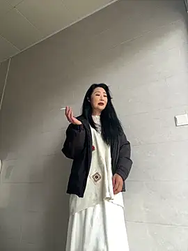 linger-23 online show from 03-20-26, 05:45