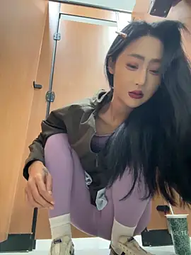 linger-23 online show from 04-24-26, 08:06